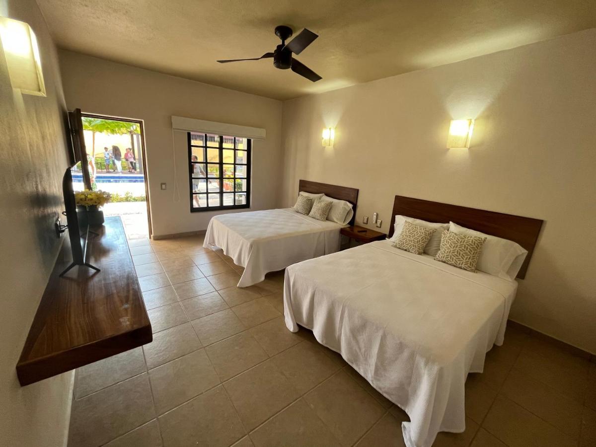 Natura Hotel & Villas Zihuatanejo Kültér fotó